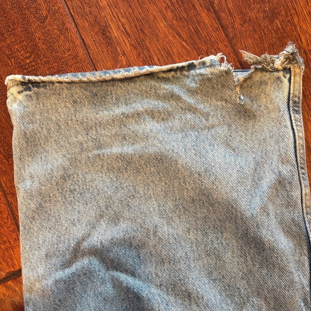 Levi's Light Blue Women's Straight Leg Jeans - Picture 4 of 4